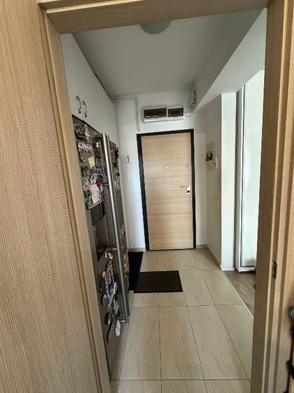 Apartament cu 2 camere semidecomandat, mobilat în Băneasa