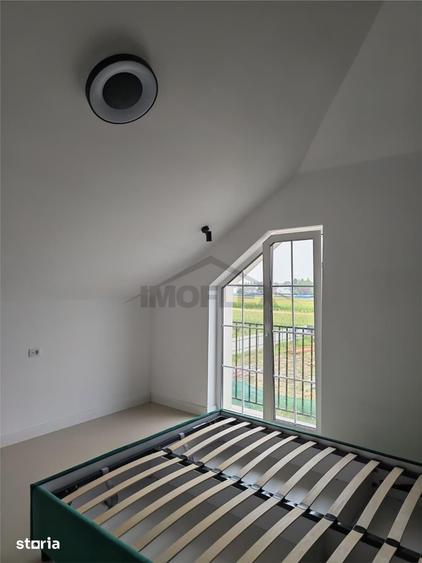 Casă cu 6 camere cu Teren 500 Mp în Stupinii Prejmerului