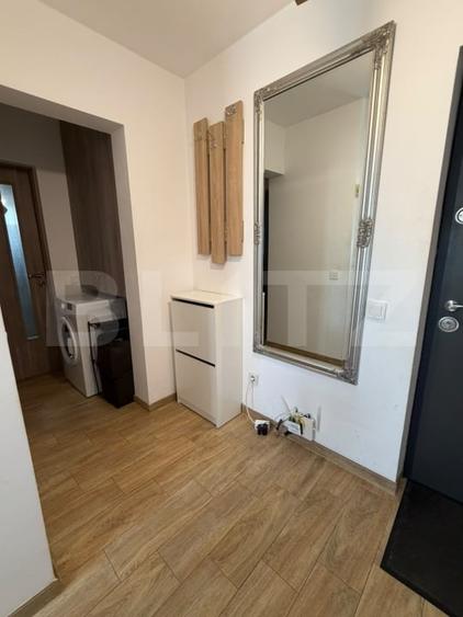 Apartament cu 2 camere decomandat, mobilat în Micro 17