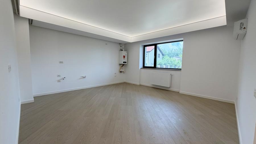 Apartament cu 3 camere decomandat în Pipera