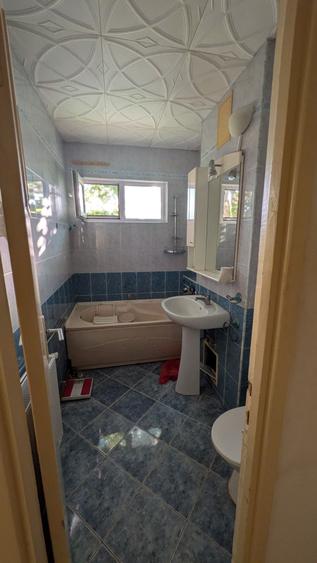 Apartament cu 2 camere semidecomandat în Cornișa