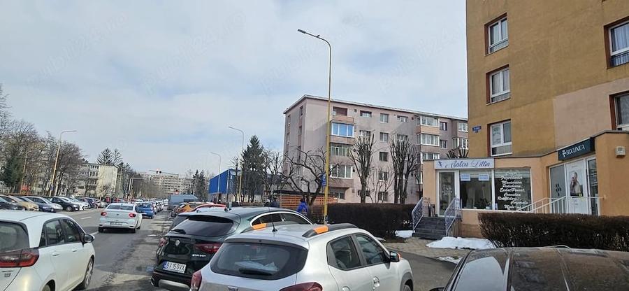 Spațiu comercial, de 65 mp, în Astra