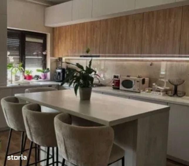 Apartament cu 3 camere în Central