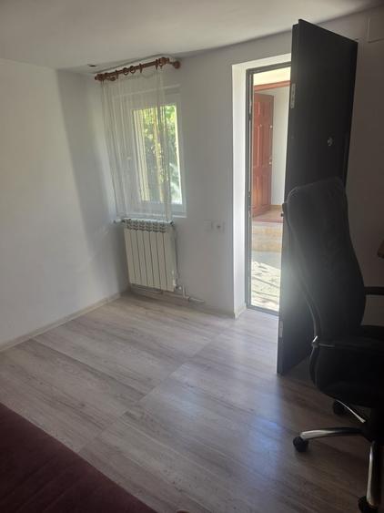 Casă cu Teren 450 Mp în Colentina