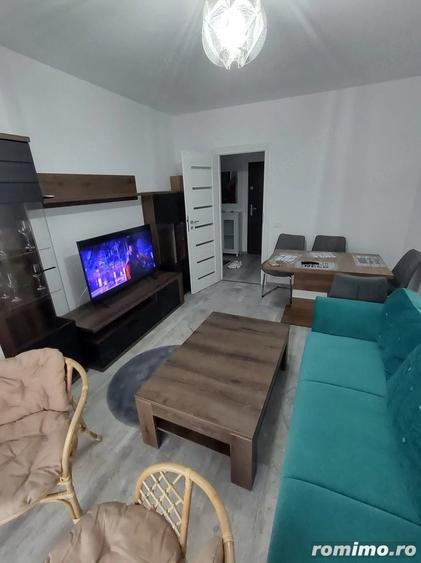 Apartament cu 3 camere decomandat în Pantelimon