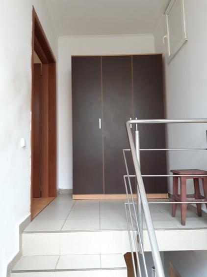 Casă cu 3 camere cu Teren 179 Mp în P-ța Universității