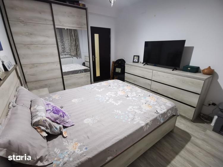 Apartament cu 3 camere semidecomandat, mobilat în Militari