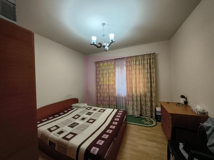 Casă cu 5 camere în Afumați