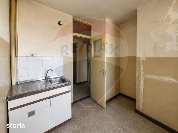 Apartament cu 2 camere decomandat în Faleză