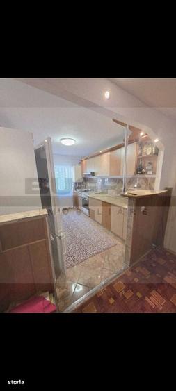 Apartament cu 3 camere decomandat în Mărăști