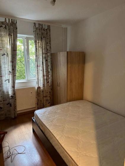 Apartament cu 3 camere semidecomandat, mobilat în Brâncoveanu