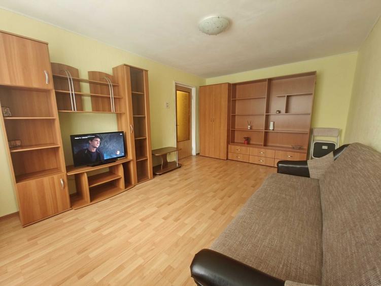 Apartament cu 2 camere decomandat, mobilat în Olteniței