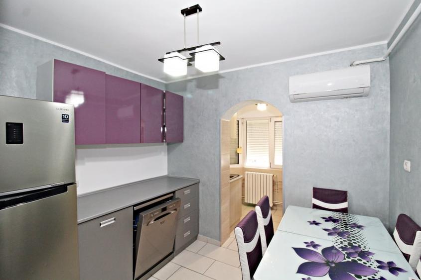 Apartament cu 3 camere decomandat în Inel II