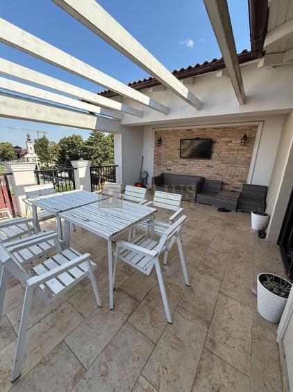 Apartament cu 2 camere decomandat, mobilat în Giroc