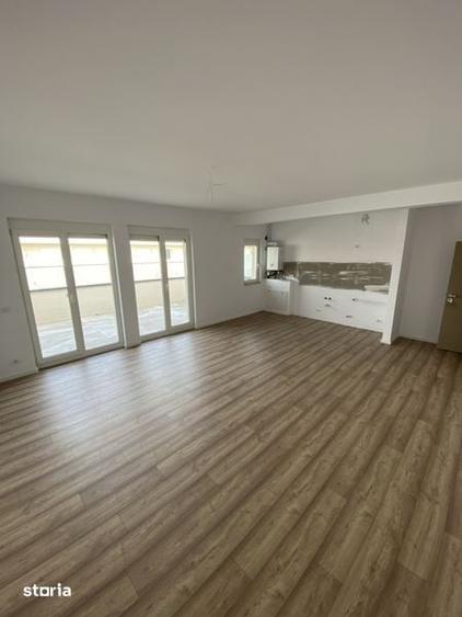 Apartament cu 2 camere în Aradului