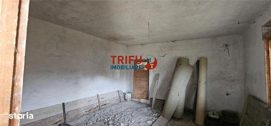 Casă cu 4 camere în Drâmbar