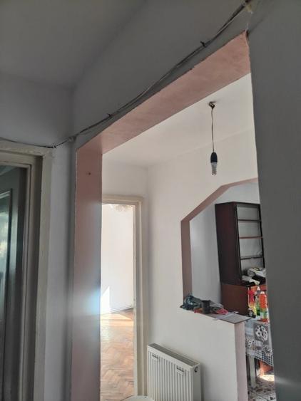 Apartament cu 3 camere decomandat în Micro 14