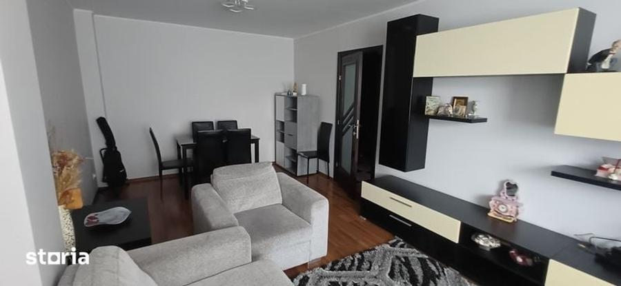 Apartament cu 3 camere în Sud