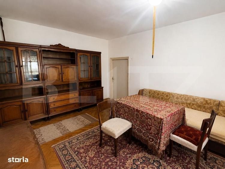 Casă cu 4 camere în Central