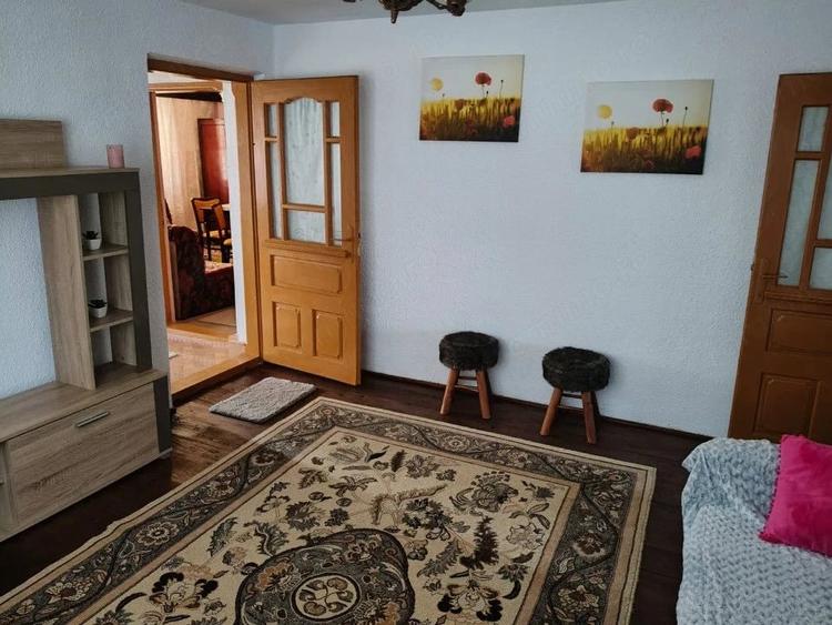 Casă cu Teren 7661 Mp în Șomănești