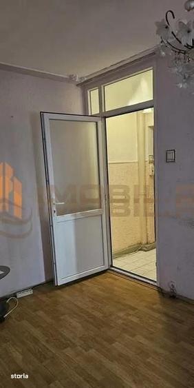 Apartament cu 2 camere nedecomandat în Tudor Vladimirescu