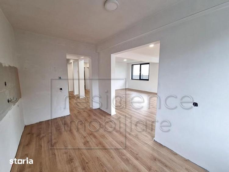 Casă cu 6 camere cu Teren 300 Mp în Gheorgheni