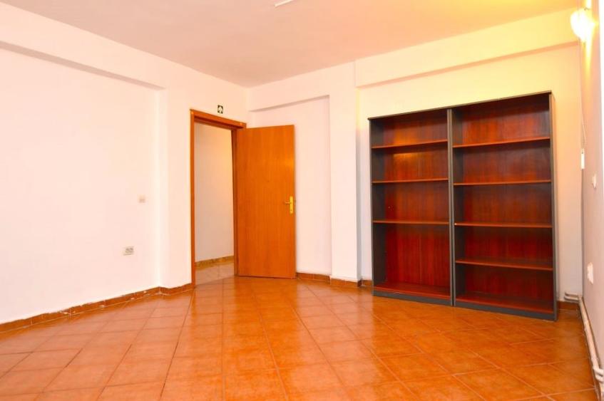 INCHIRIERE  APARTAMENT 4 CAMERE TINERETULUI – SPLAIUL UNIRII - 19