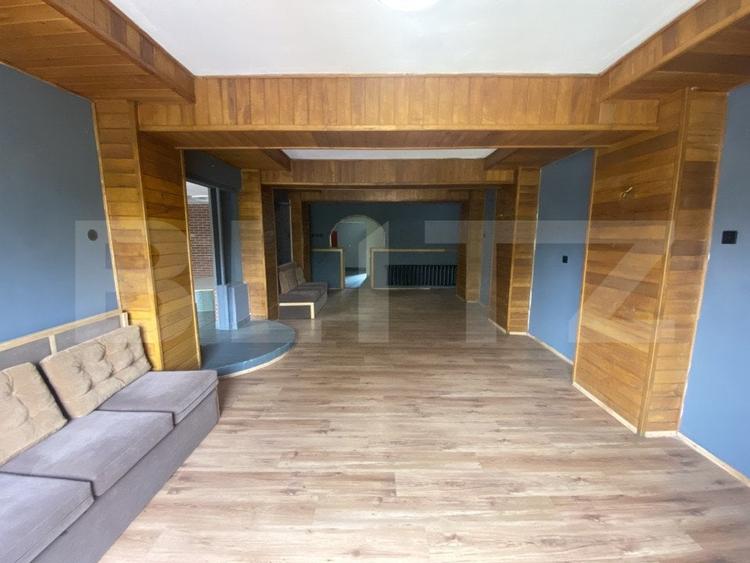 Spațiu comercial, de 377 mp, în 1 Mai