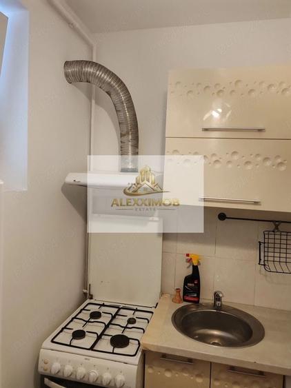 Apartament cu 2 camere decomandat, mobilat în Nord-Vest