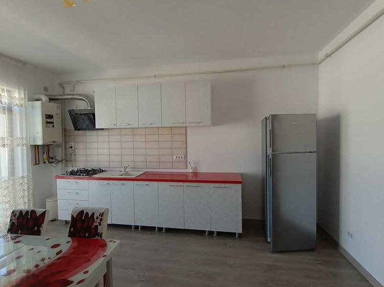 Apartament cu 2 camere decomandat în Giroc