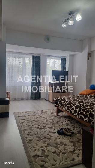 Apartament cu 2 camere, mobilat în Ultracentral