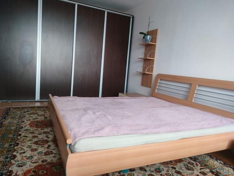 Apartament cu 2 camere decomandat în Progresul