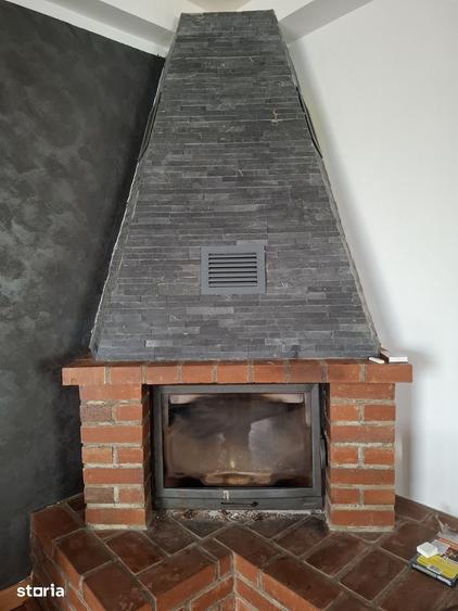Casă cu 4 camere cu Teren 1000 Mp în Letea Veche