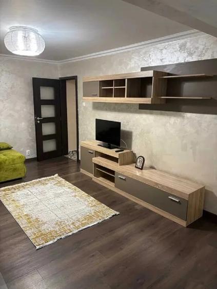Apartament cu 2 camere decomandat în Tătărași