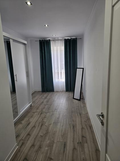 Casă cu 3 camere cu Teren 300 Mp în Remetea