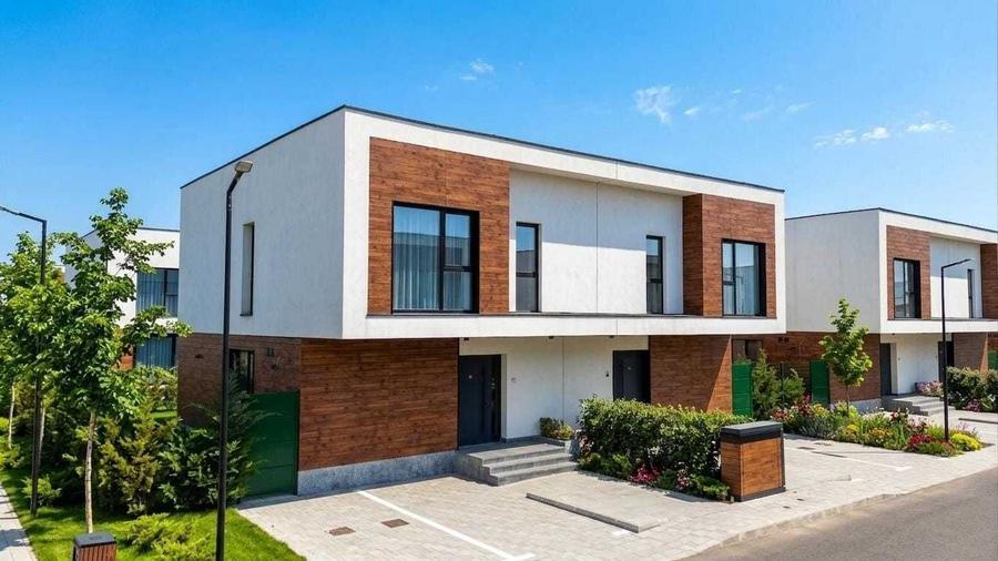 Casă cu 4 camere în Tunari