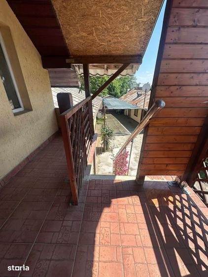 Casă cu 3 camere cu Teren 430 Mp în Central