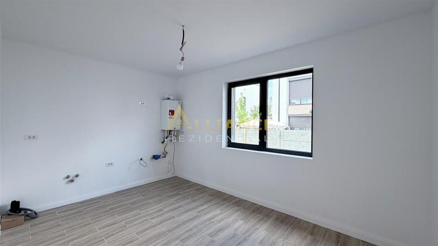 Casă individuală cu 5 camere cu Teren 259 Mp în Berceni