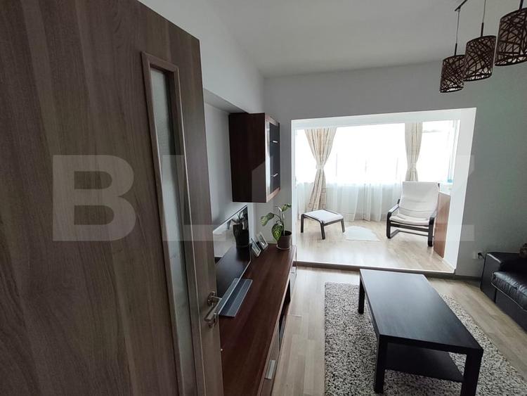 Apartament cu 4 camere decomandat, mobilat în Ultracentral