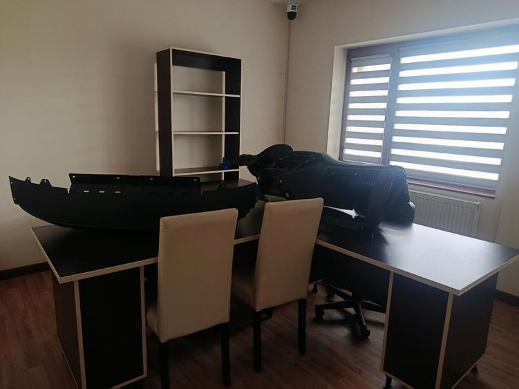 Spațiu comercial, de 80 mp, în Blejoi