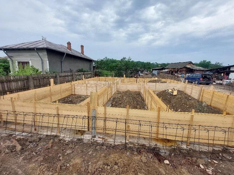 Teren de 1548 mp, în Albota