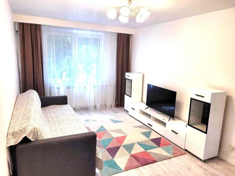 Apartament cu 2 camere semidecomandat în Dristor