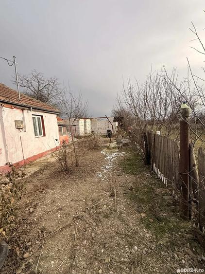Casă cu Teren 700 Mp în Central