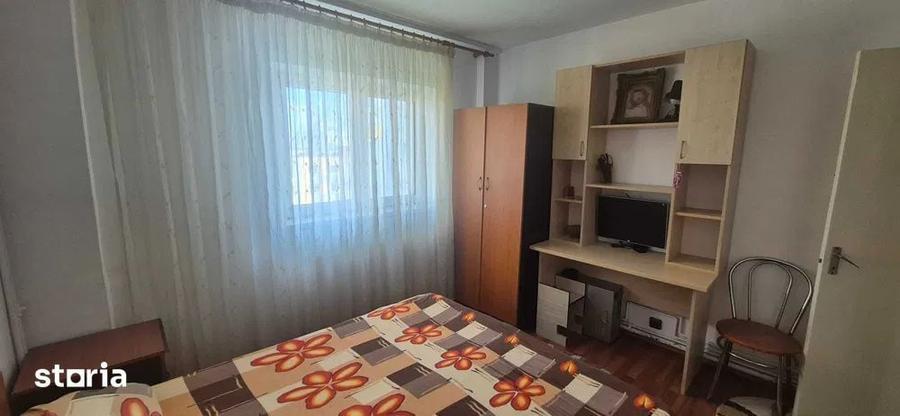 Apartament cu 3 camere în Rahova