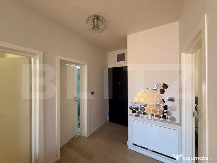 Apartament cu 4 camere decomandat în Ultracentral