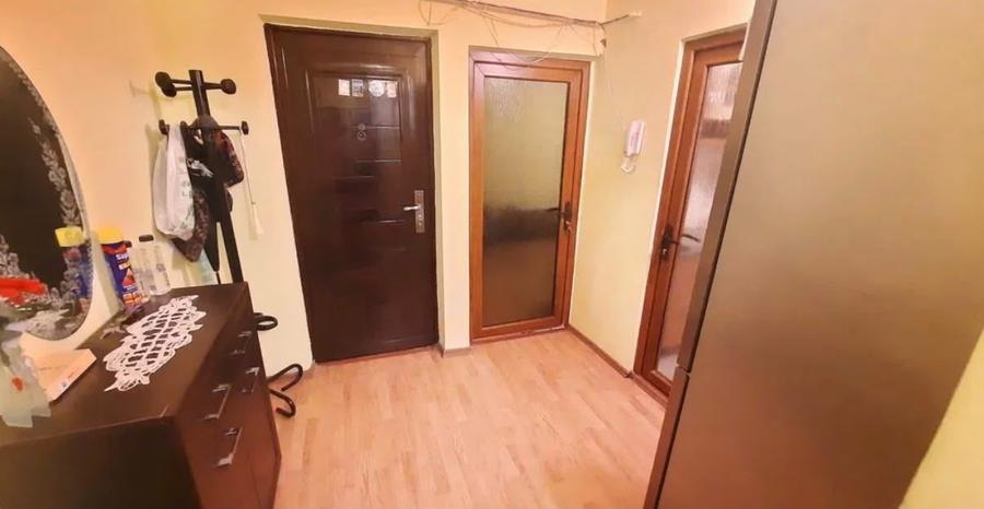 Apartament cu 2 camere decomandat în Dorobanți