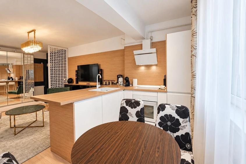 Apartament cu 2 camere semidecomandat în Păcurari