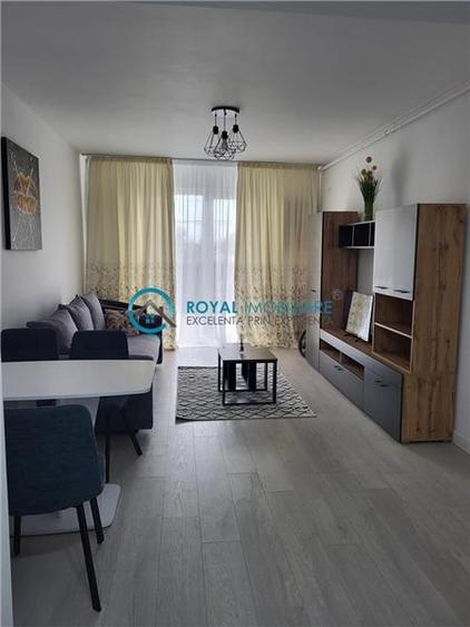 Apartament cu 2 camere decomandat în B-dul București