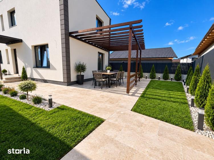 Casă cu 5 camere cu Teren 308 Mp în Central