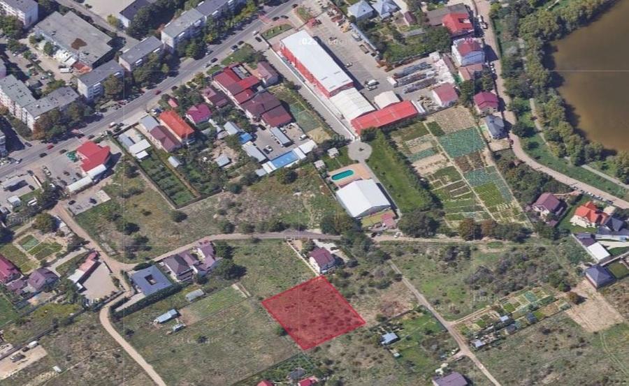 Teren Construcții intravilan de 2150 mp, în Broșteni